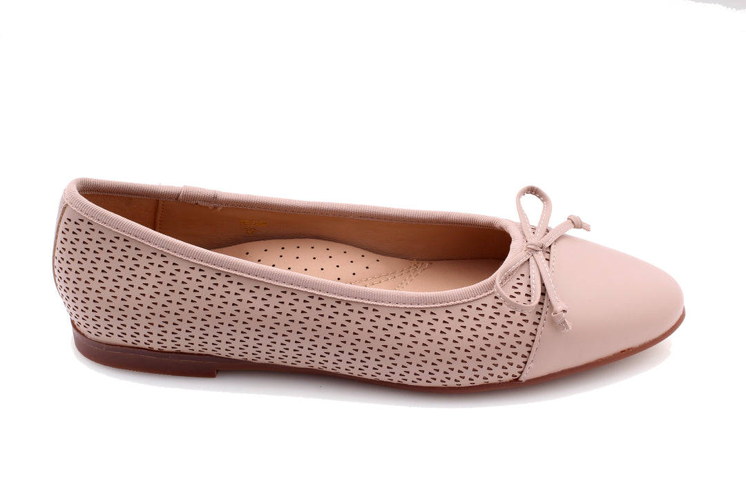 Soletto Shoes – Women's Trending Flats, Heels, Boots | Comfort & Style