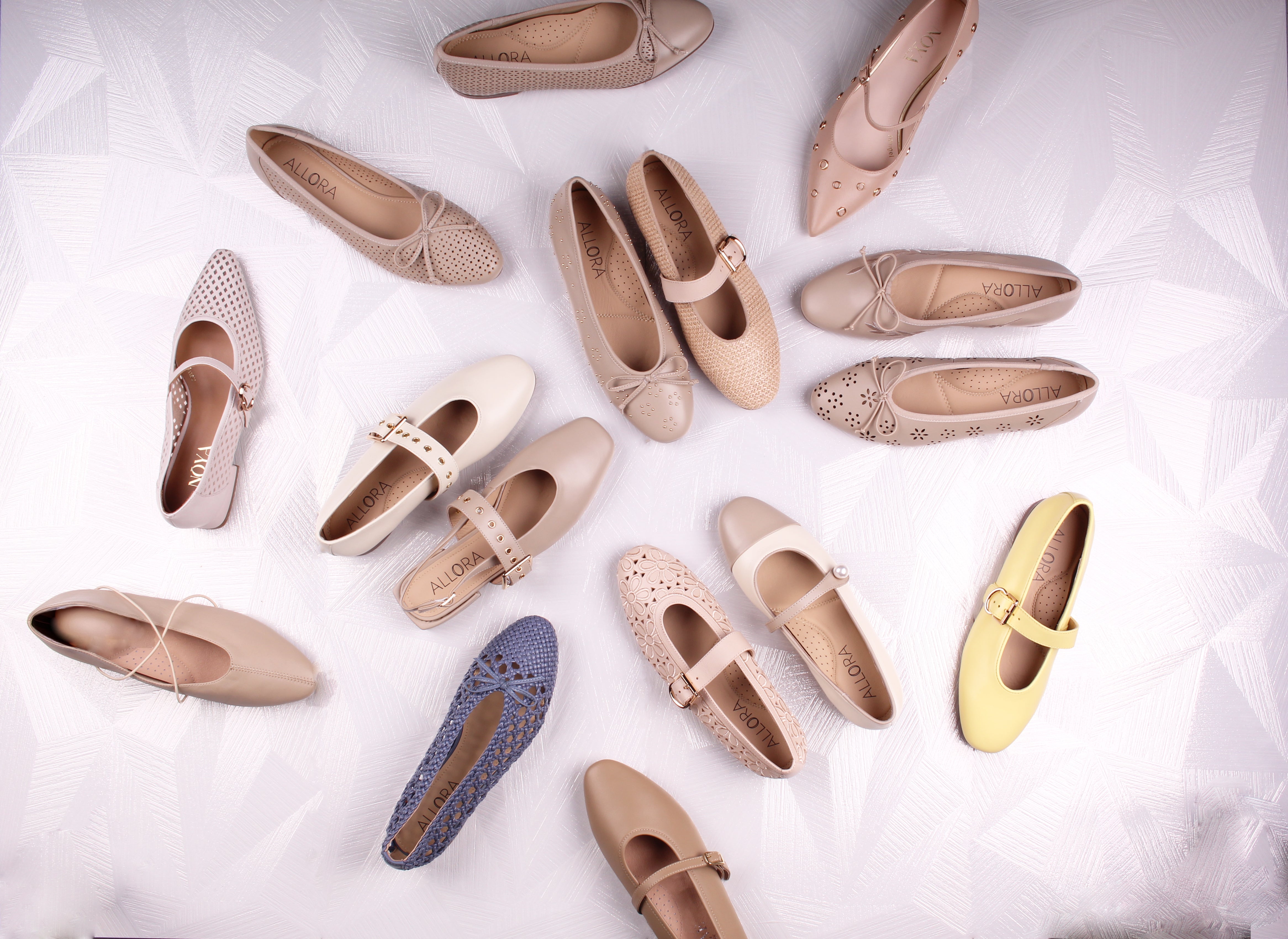 Soletto Shoes – Women's Trending Flats, Heels, Boots | Comfort & Style