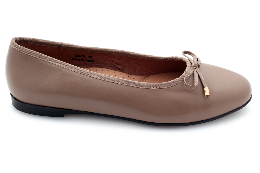 Lynette&amp;Co Colyn